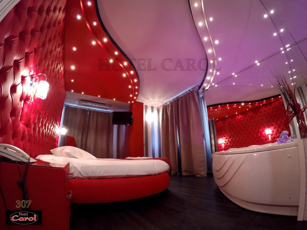Carol Hotel Pireo Esterno foto